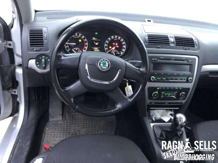 Škoda Octavia 2009-2013 (Type II, Fase 2) , Motorkode: CAYC, Girkassekode: LHW