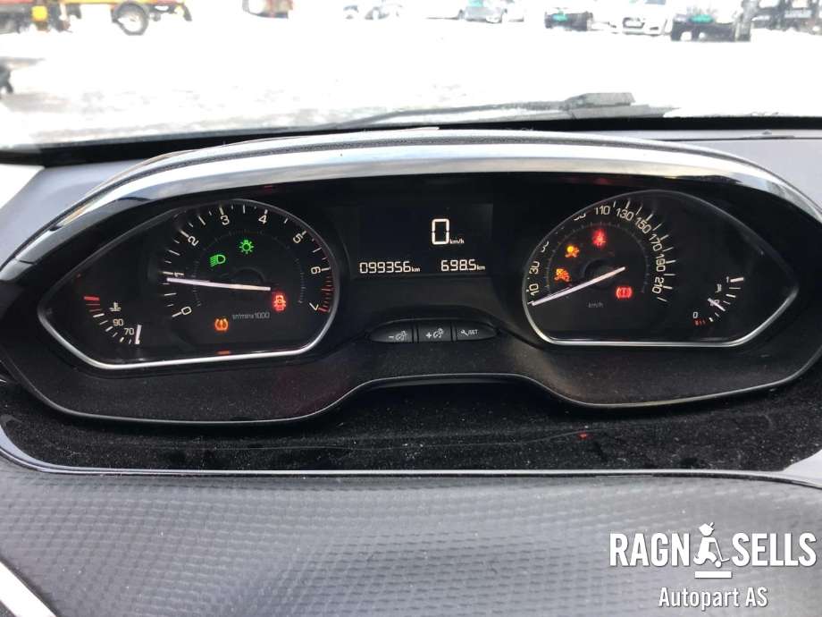 Peugeot 208 2012-2019 (Type I) , Motorkode: HM01, Girkassekode: MA