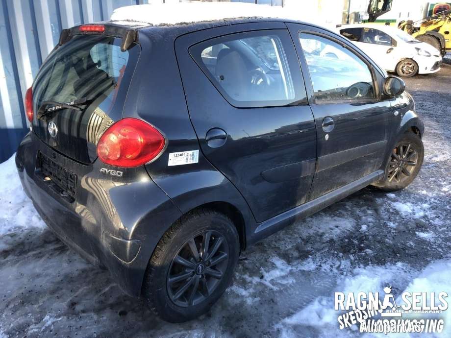 Toyota Aygo 2005-2014 (Type I) , Motorkode: 1KR-FE, Girkassekode: 303300H010