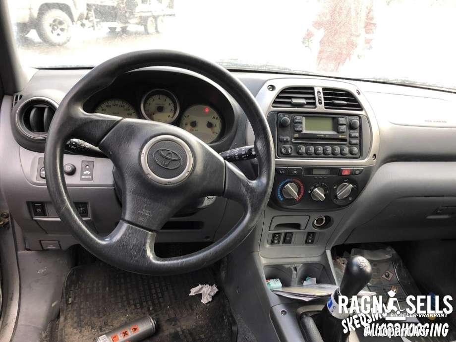 Toyota RAV4 2000-2006 (Type II) , Motorkode: 1AZ-FE, Girkassekode: