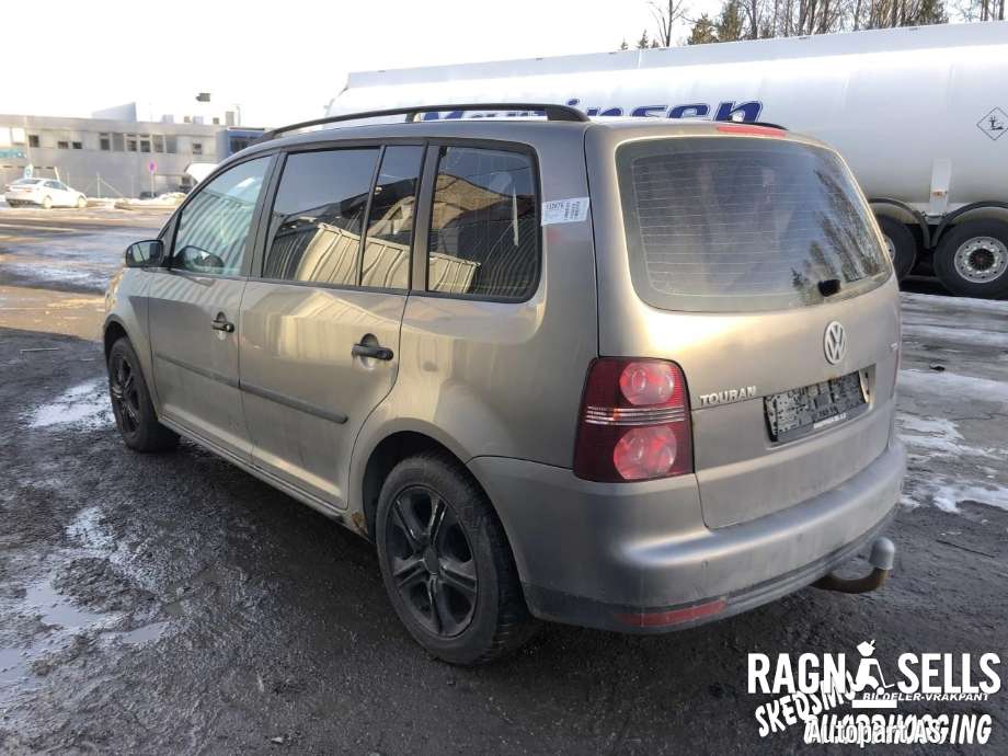 VW Touran 2007-2010 (Type I, Fase 2) , Motorkode: BLS, Girkassekode: JYK