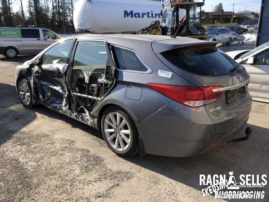 Hyundai i40 2012-2017 , Motorkode: D4FD     133L12AU 00, Girkassekode: 43000 24A30