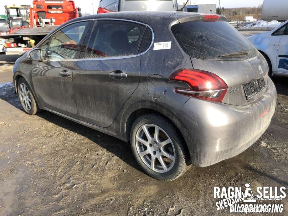 Peugeot 208 2012-2019 (Type I) , Motorkode: HNZ, Girkassekode: 