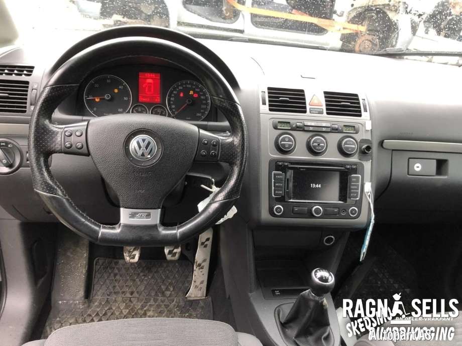 VW Touran 2007-2010 (Type I, Fase 2) , Motorkode: BLS, Girkassekode: LKA