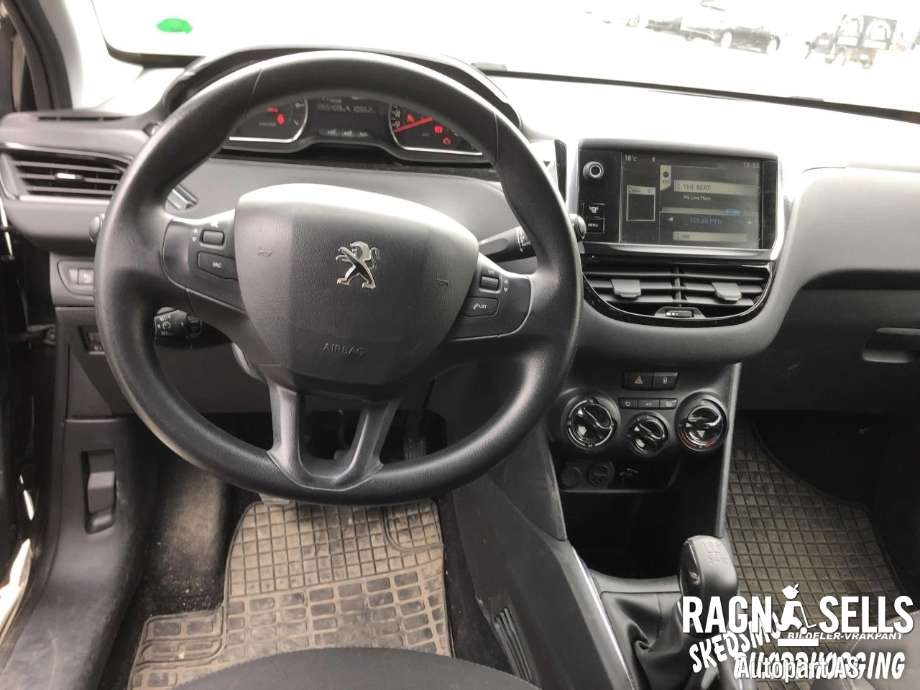Peugeot 208 2012-2019 (Type I) , Motorkode: 1608512180, Girkassekode: 9678076280