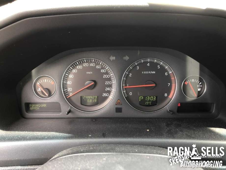 Volvo V70 2005-2007 (Type II, Fase 2) , Motorkode: B5244S(2), Girkassekode: 30681182