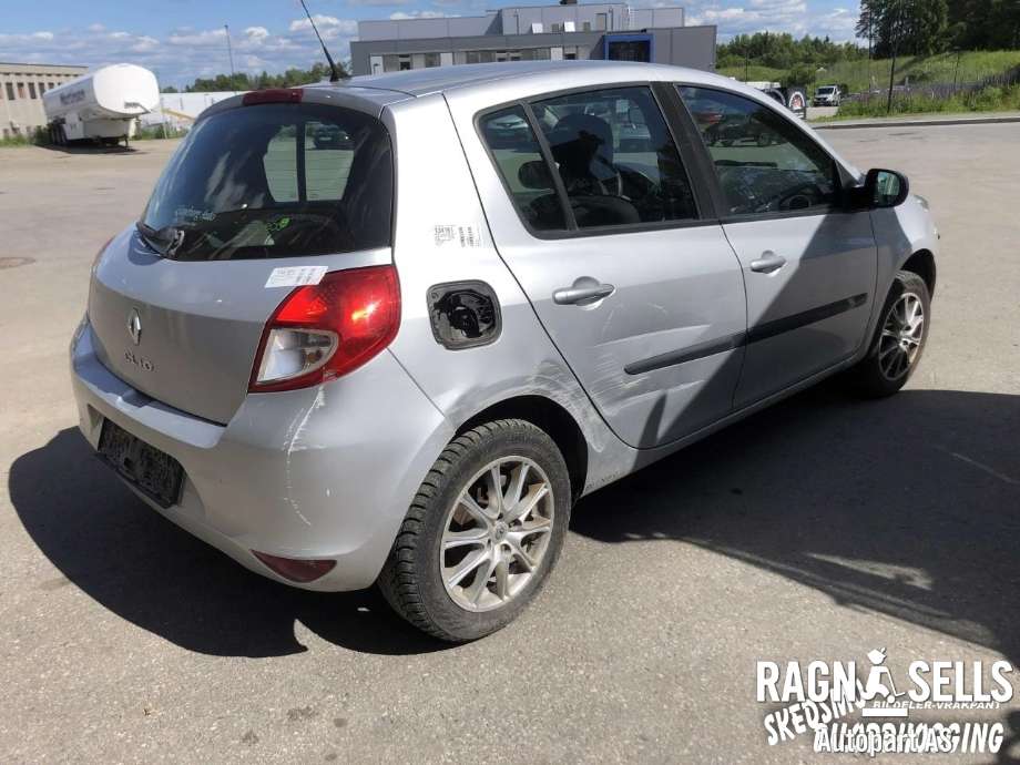 Renault Clio 2009-2012 (Type III, Fase 2) , Motorkode: K9K M7 7701476910, Girkassekode: 7701978883