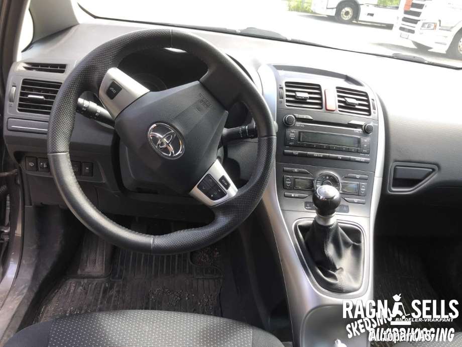 Toyota Auris 2010-2012 (Type I, Fase 2) , Motorkode: 1NR-FE, Girkassekode: 3030002160