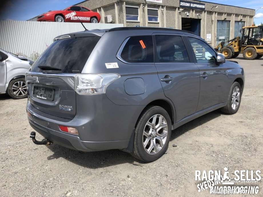 Mitsubishi Outlander 2012-2015 (Type III, Fase 1) , Motorkode: 4B11, Girkassekode: 