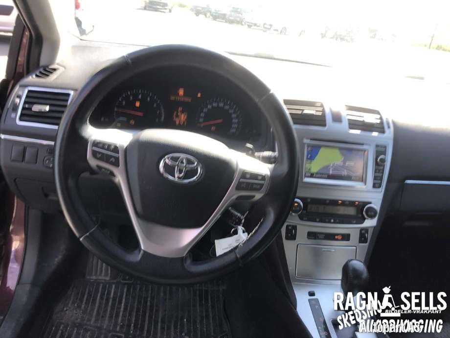 Toyota Avensis 2009-2015 (Type III, Fase 1) , Motorkode: 2ZR-FAE       190000T090, Girkassekode: 3040020020