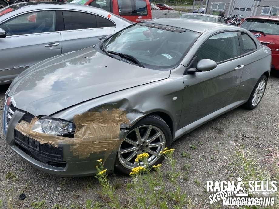 Alfa Romeo GT 2004-2010 , Motorkode: 937A1000 ( 71732676 ), Girkassekode: 55185102