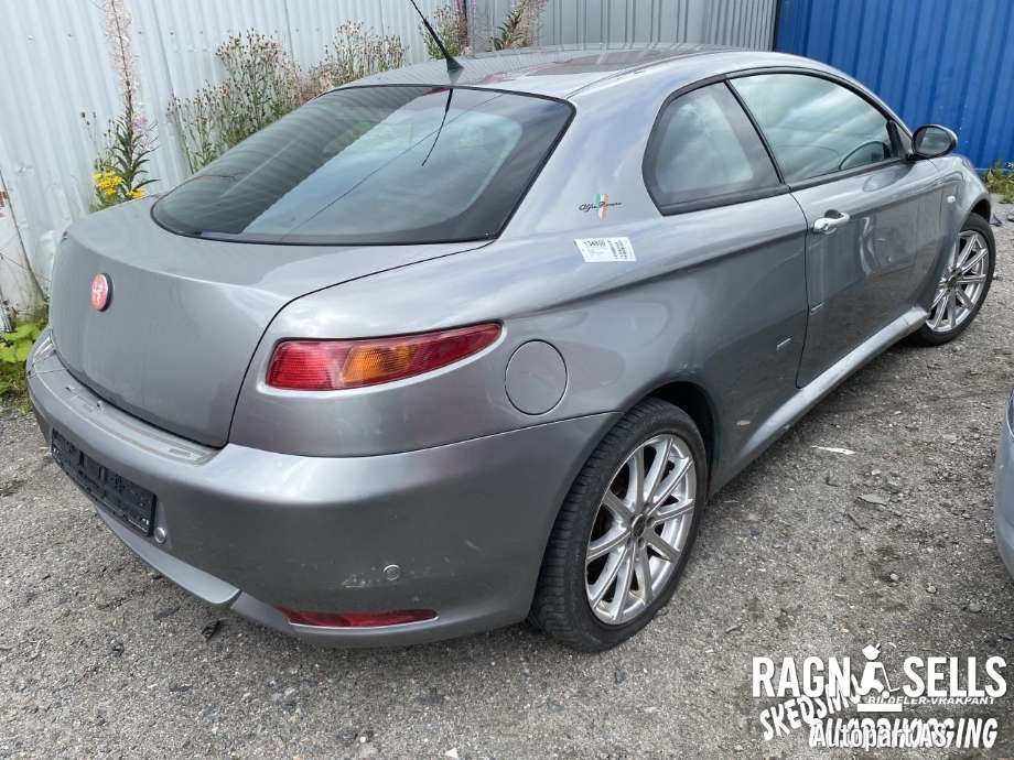 Alfa Romeo GT 2004-2010 , Motorkode: 937A1000 ( 71732676 ), Girkassekode: 55185102