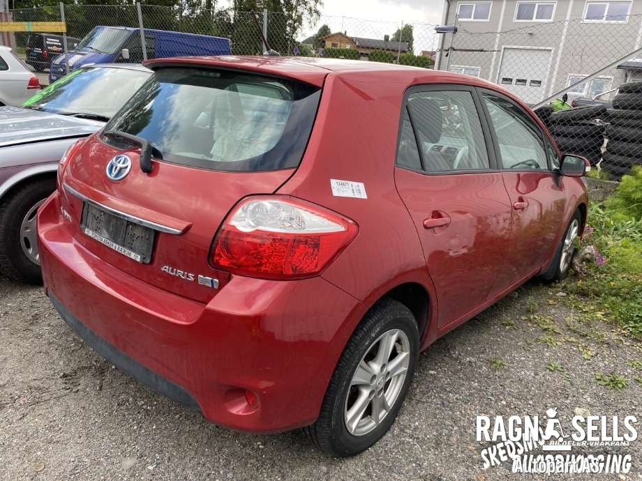 Toyota Auris 2010-2012 (Type I, Fase 2) , Motorkode: 2ZR-FXE, Girkassekode: 3090047062