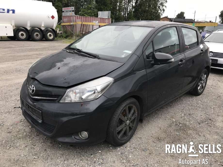 Toyota Yaris 2012-2014 (Type III, Fase 1) , Motorkode: 1NR-FE 1900047190, Girkassekode: 3040052340