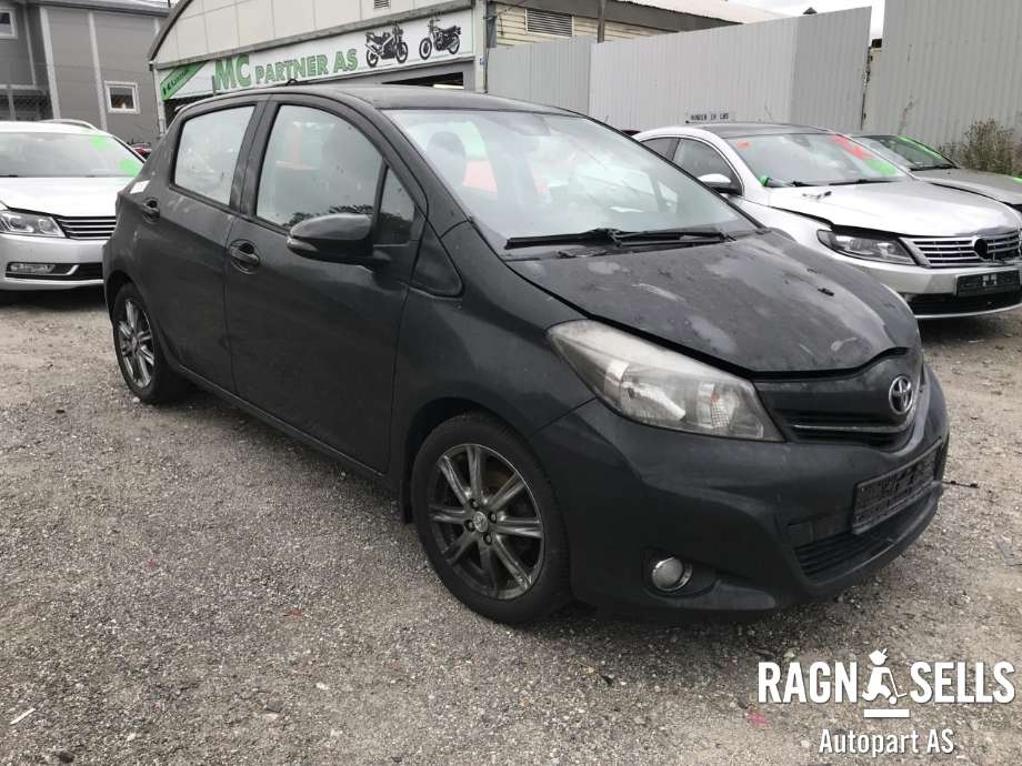 Toyota Yaris 2012-2014 (Type III, Fase 1) , Motorkode: 1NR-FE 1900047190, Girkassekode: 3040052340