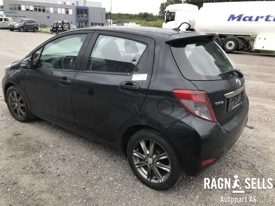 Toyota Yaris 2012-2014 (Type III, Fase 1) , Motorkode: 1NR-FE 1900047190, Girkassekode: 3040052340
