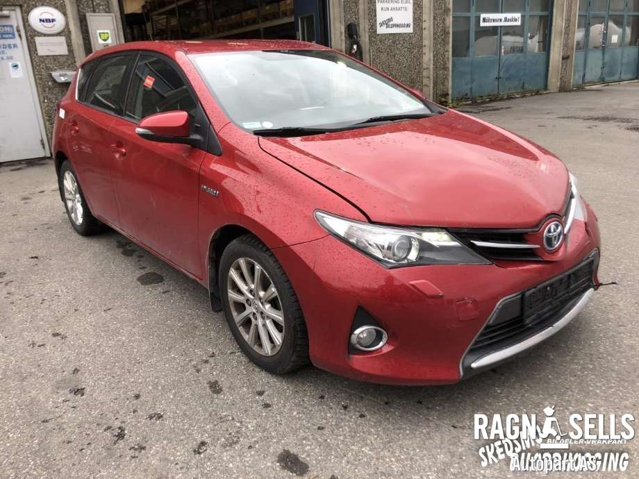 Toyota Auris 2013-2015 (Type II, Fase 1) , Motorkode: 2ZR-FXE       190000T160, Girkassekode: 3090047064