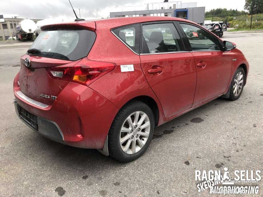 Toyota Auris 2013-2015 (Type II, Fase 1) , Motorkode: 2ZR-FXE       190000T160, Girkassekode: 3090047064