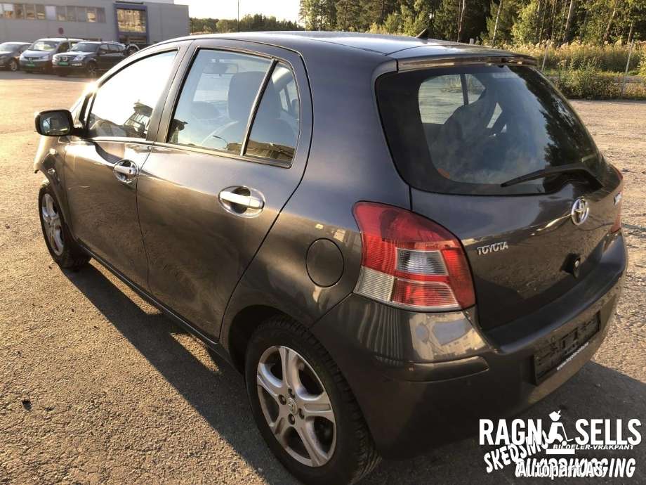 Toyota Yaris 2009-2011 (Type II, Fase 2) , Motorkode: 1NR-FE       1900047081, Girkassekode: 303000D120