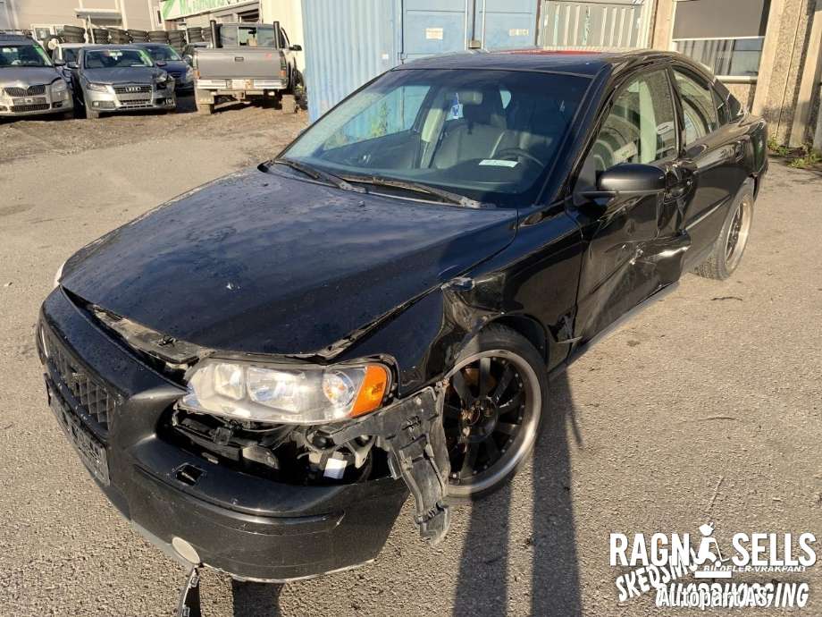 Volvo S60 2000-2004 (Type I, Fase 1) , Motorkode: B5204T(5), Girkassekode: 8252112