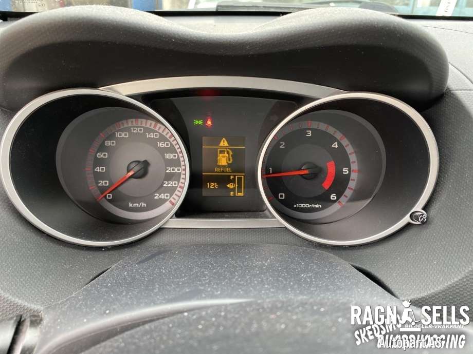 Citroën C-Crosser 2007-2012 , Motorkode: 4HN        0135 NK, Girkassekode: 2231 28