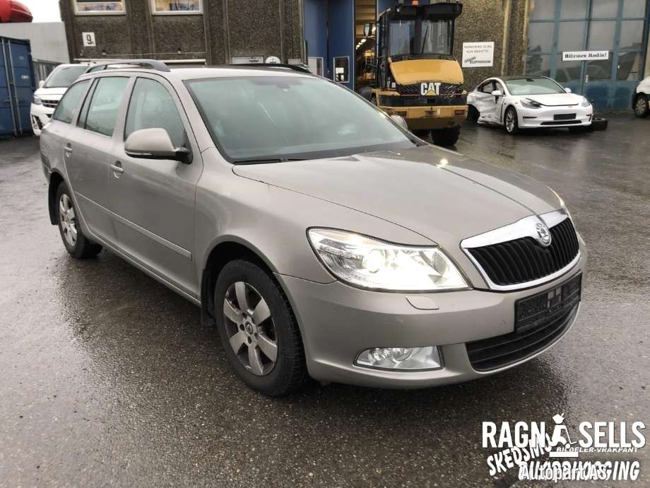 Škoda Octavia 2009-2013 (Type II, Fase 2) , Motorkode: CAYC, Girkassekode: MLE