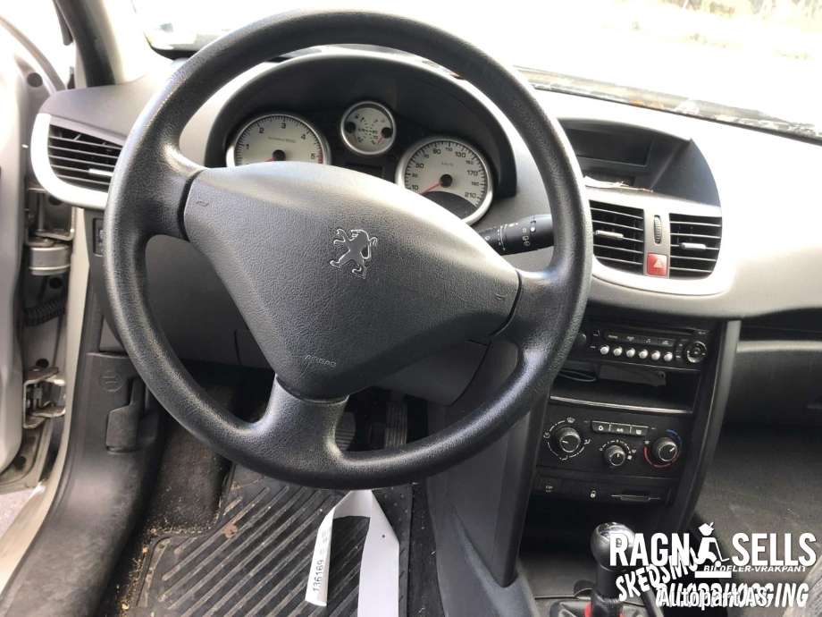 Peugeot 207 2006-2012 , Motorkode: 8H01      0135 RP, Girkassekode: 2231 H1