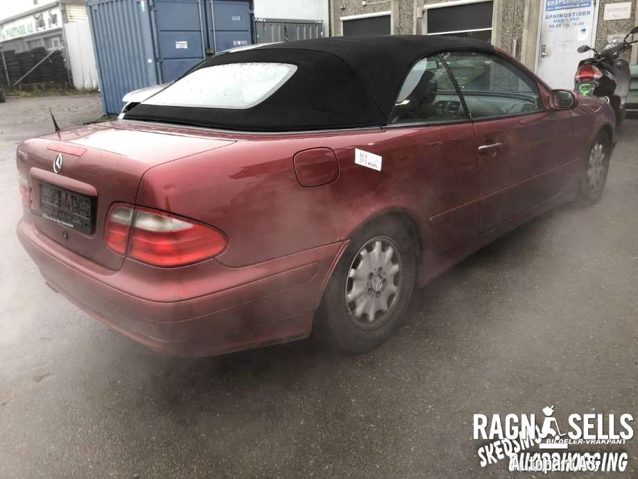 Mercedes CLK 1997-2002 (C208) (C208), Motorkode: 111945, Girkassekode: 722602