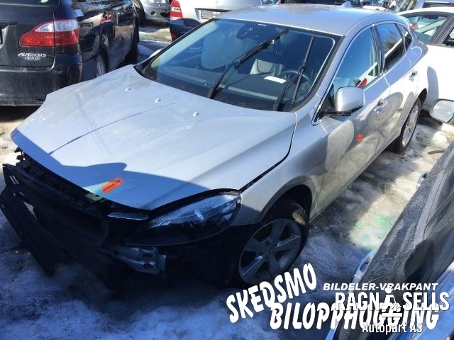 Volvo V40 2012-2019 , Motorkode: D4162T 115HK, Girkassekode: