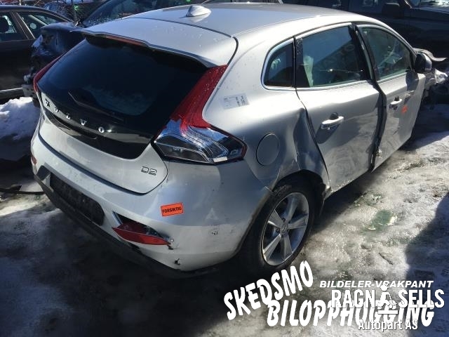 Volvo V40 2012-2019 , Motorkode: D4162T 115HK, Girkassekode:
