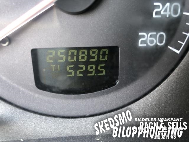 Volvo V70 2000-2004 (Type II, Fase 1) , Motorkode: D5244T2, Girkassekode: 