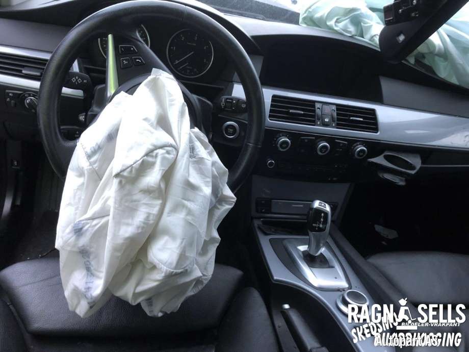 BMW 5-Serie 2003-2010 (E60/E61) (E60/E61), Motorkode: 11 00 2 146 543, Girkassekode: 24 00 7 581 410