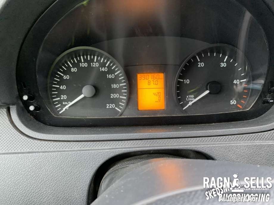 Mercedes Vito/Viano 2010-2014 (Fase 2) (W639) (W639), Motorkode: 651.940, Girkassekode: 722686