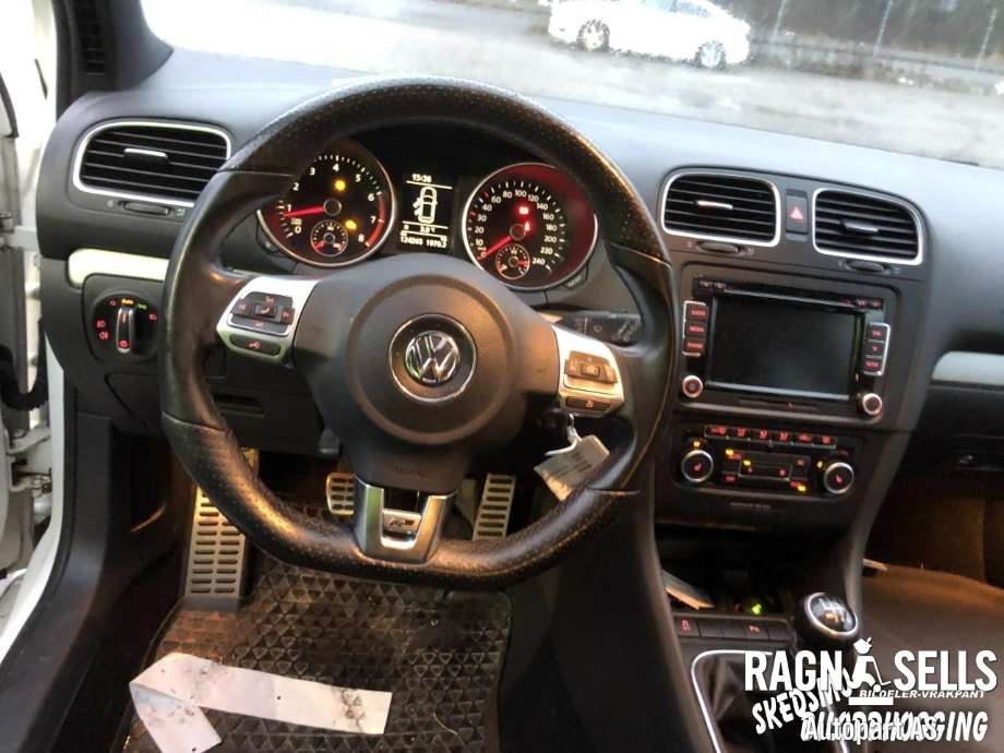 VW Golf VI 2008-2012 , Motorkode: CAVD, Girkassekode: KWB