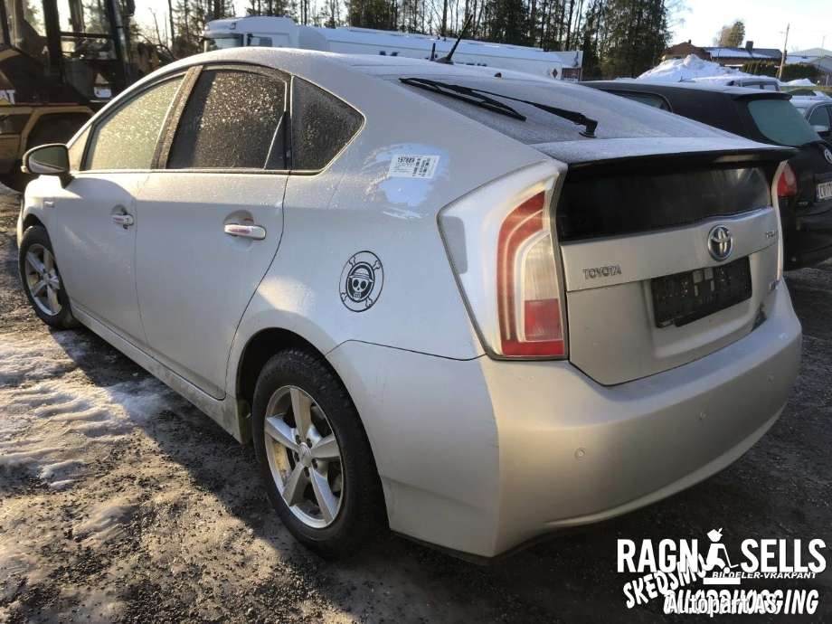 Toyota Prius 2009-2016 (Type III) (COMBI) (COMBI), Motorkode: 2ZR-FXE, Girkassekode: 3090047062