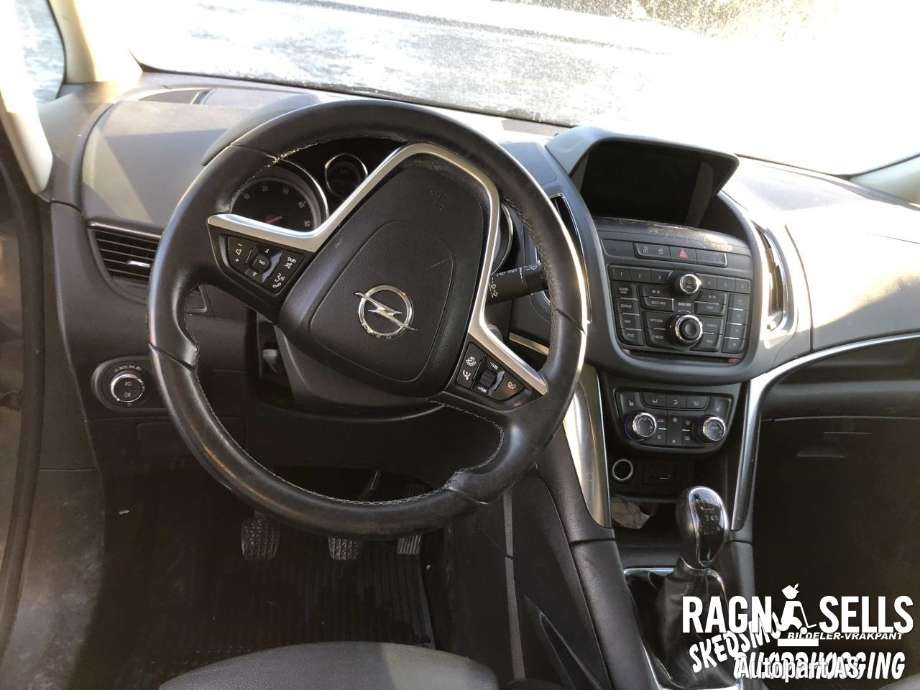 Opel Zafira Tourer 2012-2018 , Motorkode: A20DT, Girkassekode: MYJ