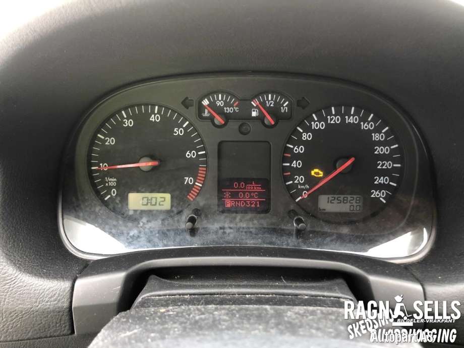 VW Golf IV 1998-2003 , Motorkode: AVU, Girkassekode: FDH