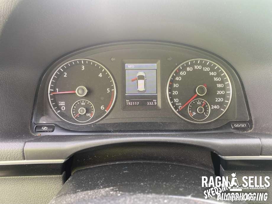 VW Touran 2010-2015 (Type I, Fase 3) , Motorkode: CFHC, Girkassekode: NJK