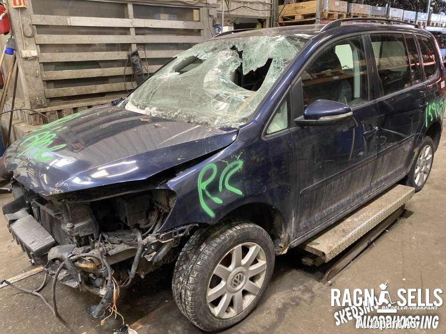 VW Touran 2010-2015 (Type I, Fase 3) , Motorkode: CAYC, Girkassekode: MLE