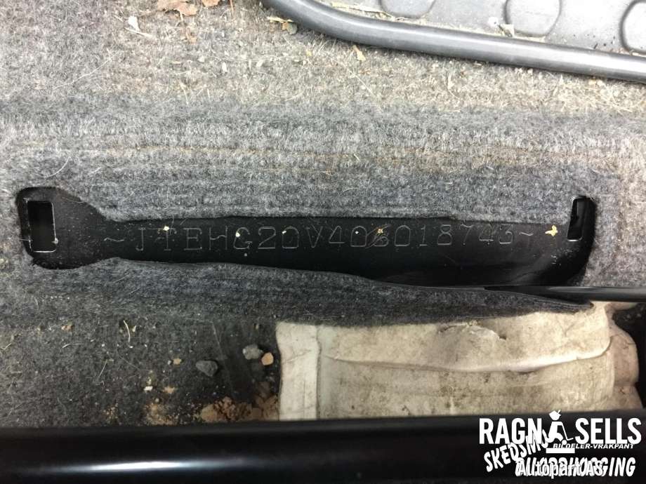 Toyota RAV4 2000-2006 (Type II) , Motorkode: 1CD-FTV, Girkassekode: 3030042120