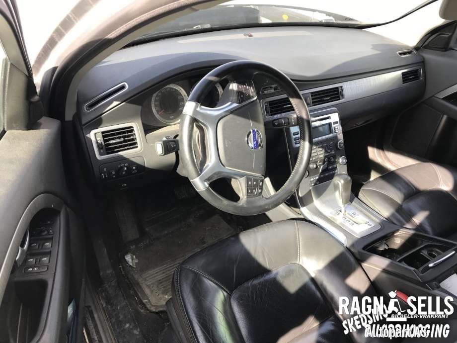 Volvo XC70 2008-2013 (Type II, Fase 1) , Motorkode: D5244T16, Girkassekode: TF-80SC AWD