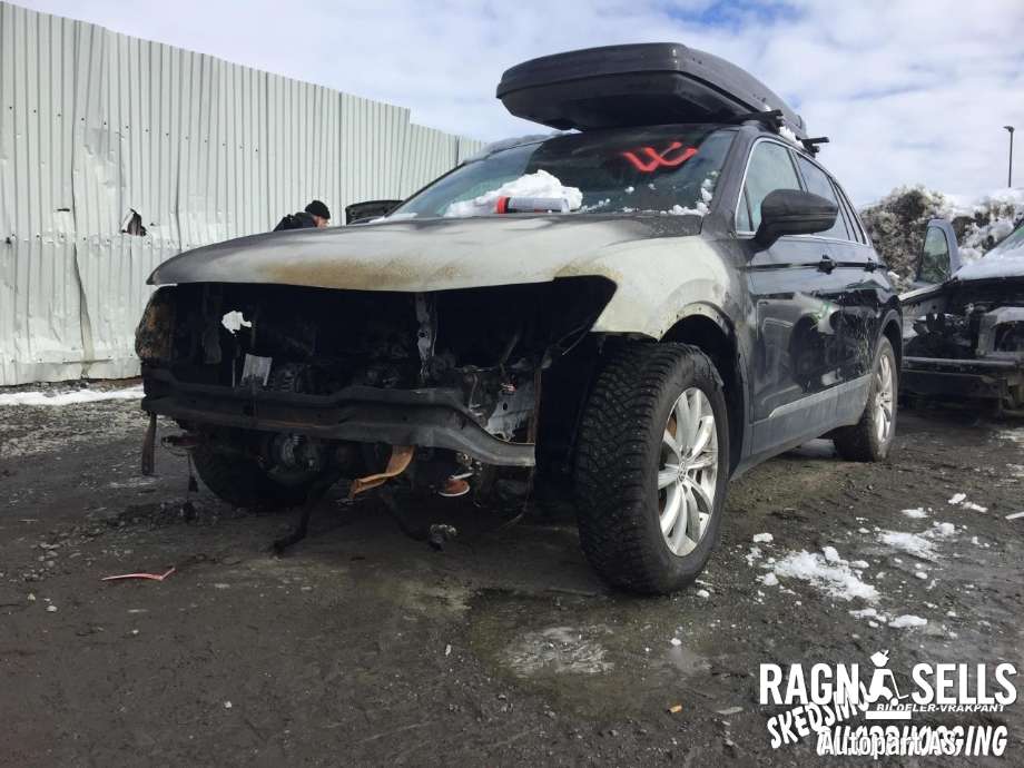 VW Tiguan 2016-2020 (Type II, Fase 1) , Motorkode: CZD, Girkassekode: SYJ