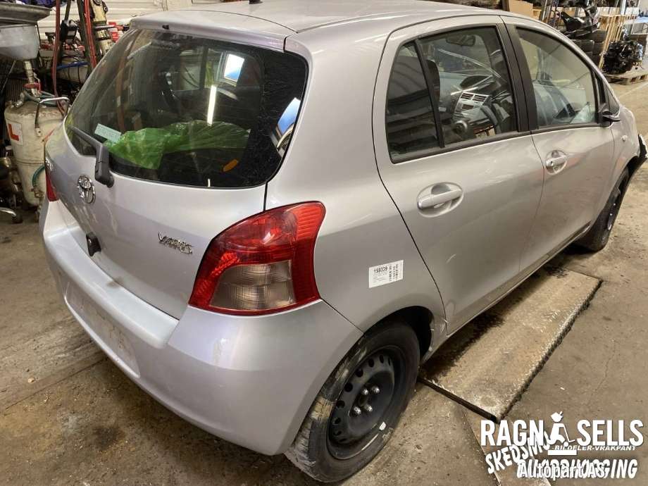 Toyota Yaris 2006-2009 (Type II, Fase 1) , Motorkode: 1KR-FE, Girkassekode: 303000D070