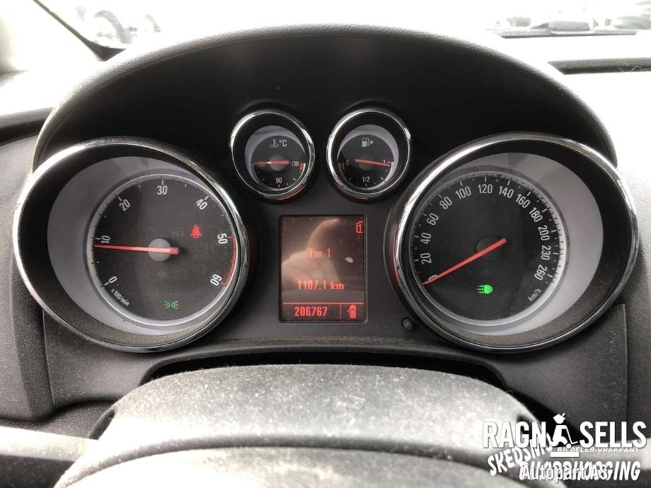 Opel Astra J 2010-2015 , Motorkode: A20DTH, Girkassekode: MYJ