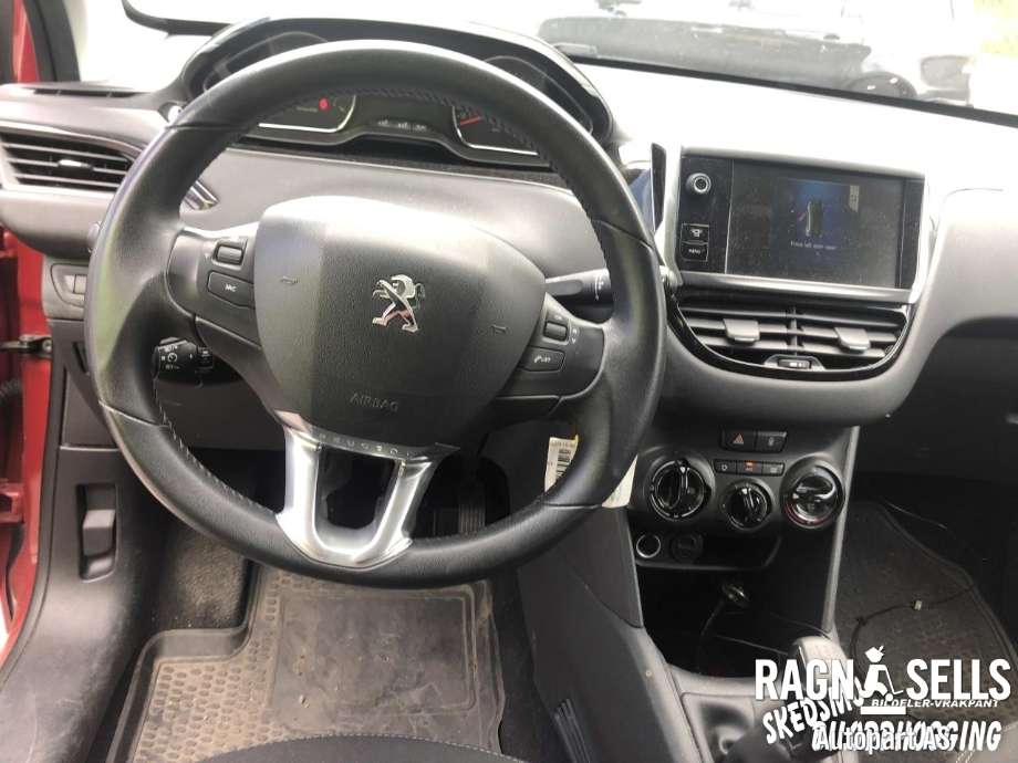 Peugeot 208 2012-2019 (Type I) , Motorkode: ZM01, Girkassekode: CP (13X64)
