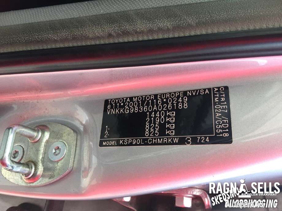 Toyota Yaris 2006-2009 (Type II, Fase 1) , Motorkode: 1KR-FE, Girkassekode: 303000D070
