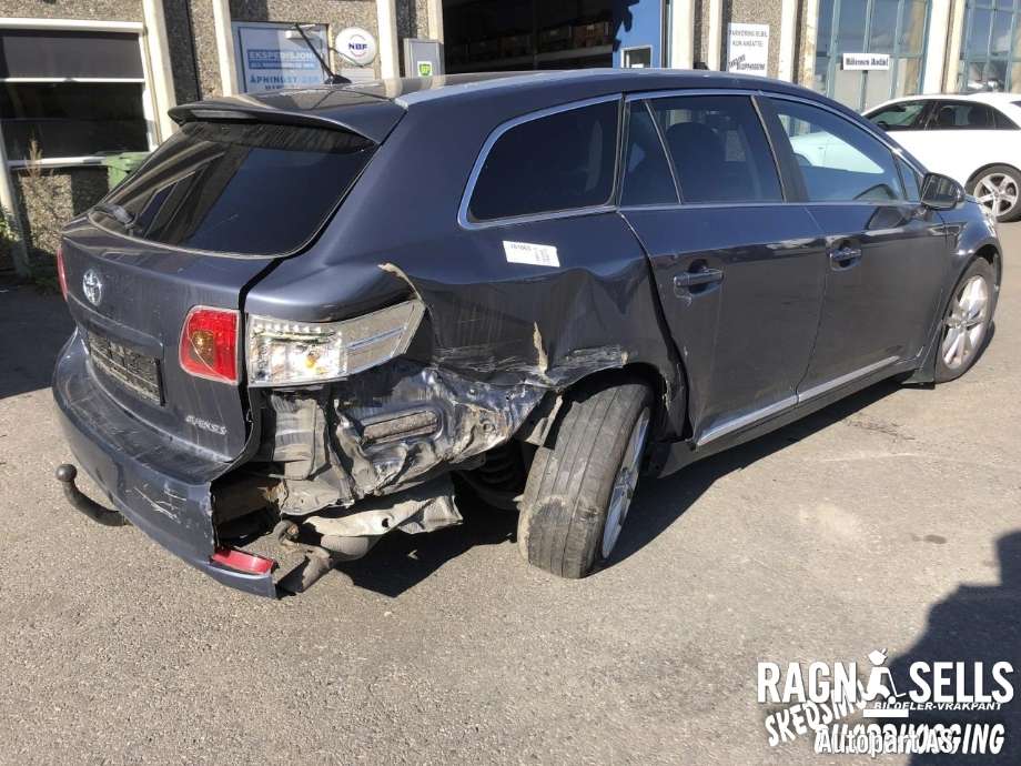 Toyota Avensis 2009-2015 (Type III, Fase 1) , Motorkode: 1AD-FTV, Girkassekode: 3030020A90