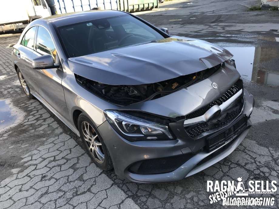 Mercedes CLA 2013-2019 (C117) (C117), Motorkode: 270910, Girkassekode: 72400220832526
