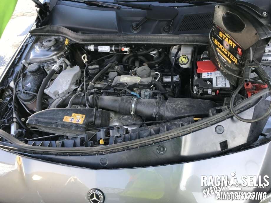 Mercedes CLA 2013-2019 (C117) (C117), Motorkode: 270910, Girkassekode: 72400220832526