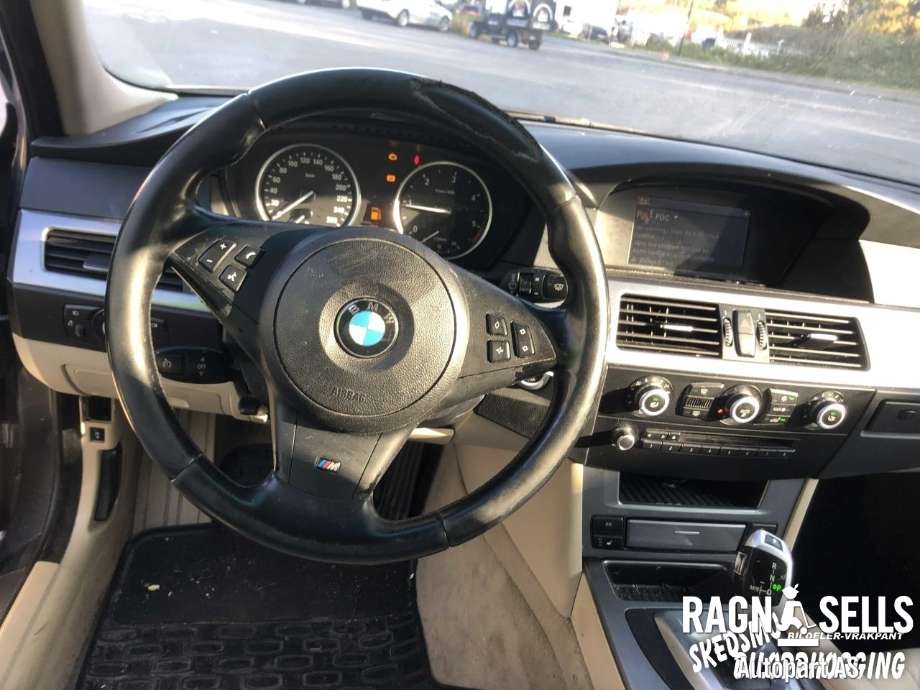 BMW 5-Serie 2003-2010 (E60/E61) (E60/E61), Motorkode: 11 00 2 146 543, Girkassekode: 24 00 7 581 410